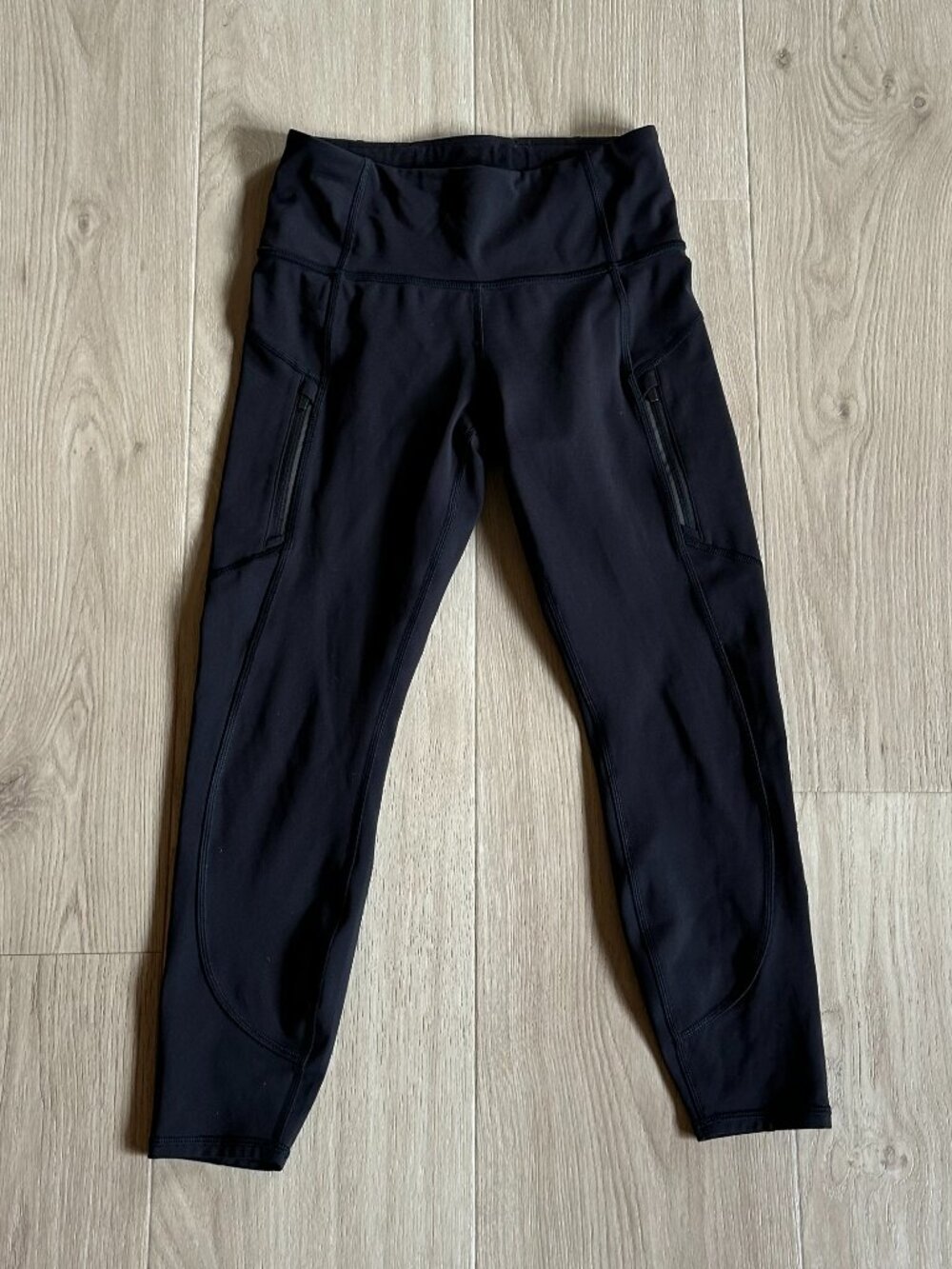 Athleta Rainier 7/8 Tight Leggings winter running black xs